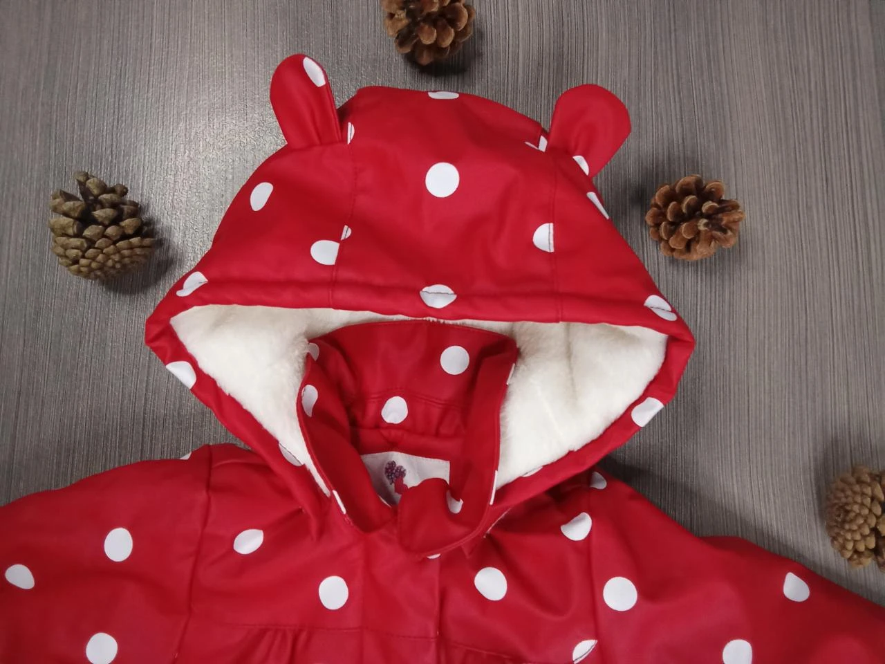 Magnífico abrigo impermeable DPAM 6 meses – photo 4